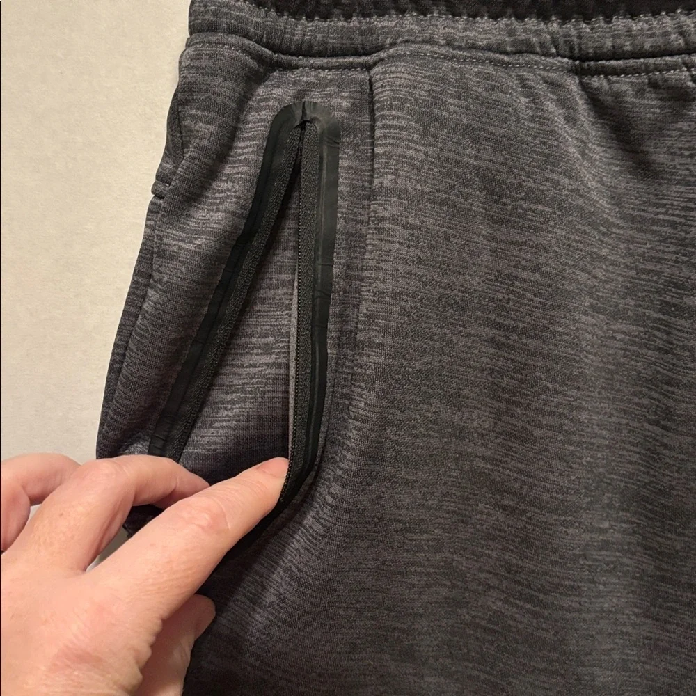 Spyder - Men's Tech Fleece Lined Joggers, pant. Size Large. Dary Gray / Charcoal